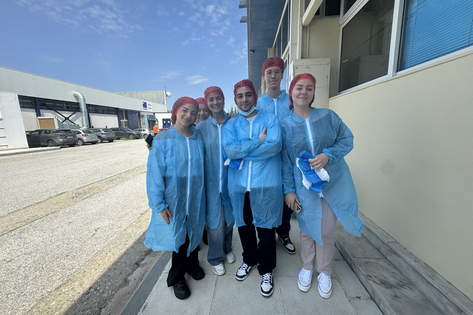 CITY College Students Offering Innovative Strategies for KONVA’s Product Launch